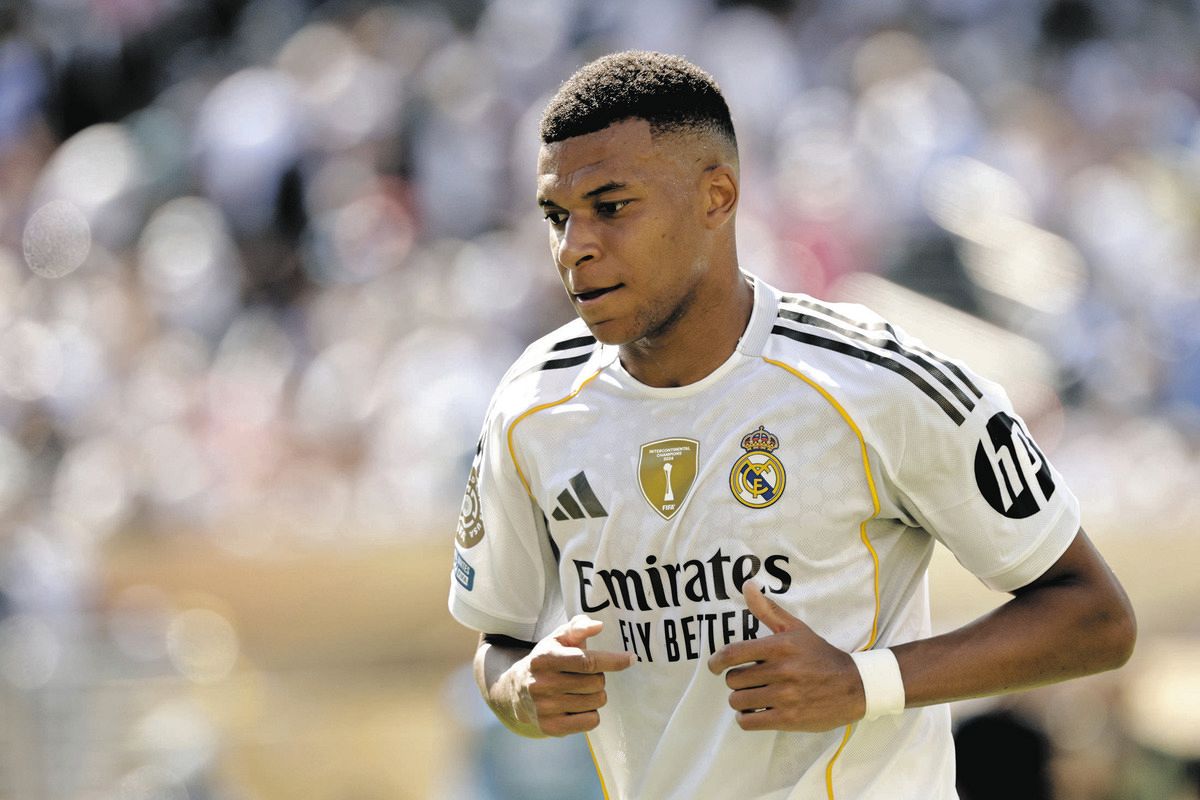 エムバペが国際試合で初の4失点」パリSGの『記録的勝利』仏紙が特集