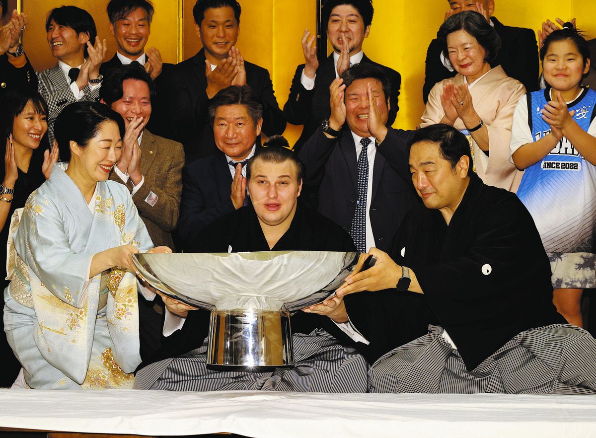 安治川部屋、うれしい誤算 安青錦Vで12・27予定の「創設3周年