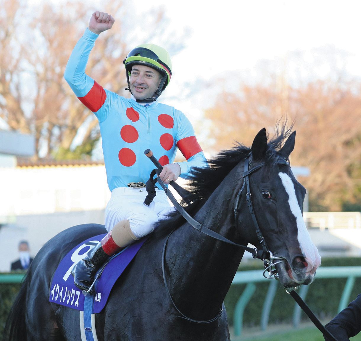 イクイノックスの父子制覇達成に北島三郎「うれしくて『まつり』を歌っ