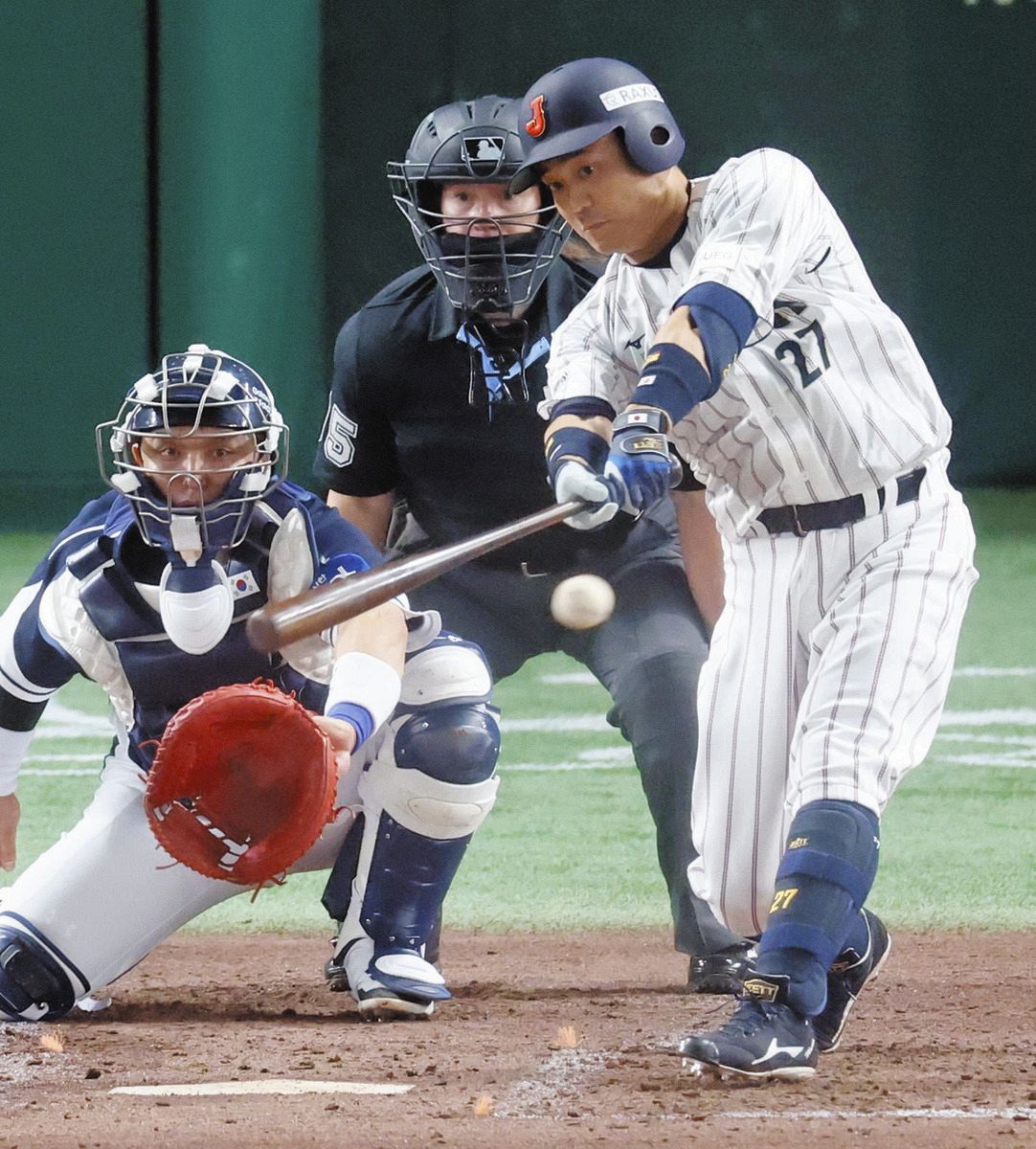 侍4番・岡本和真、わずか1打席で交代…東京ドームどよめく アクシデント