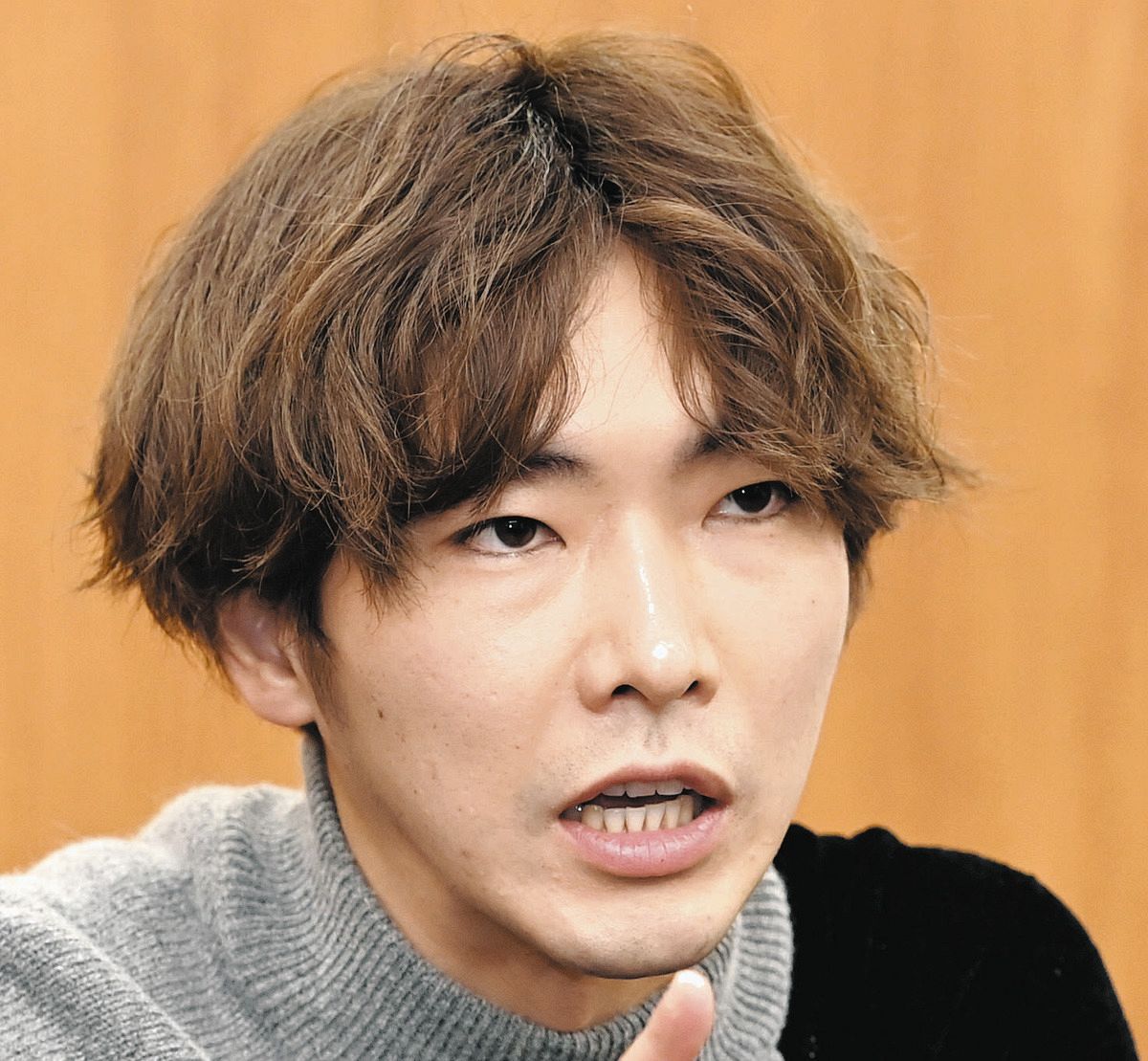謝罪じゃないですよね？」37歳俳優、朝の情報番組で衝撃の姿 視聴者 