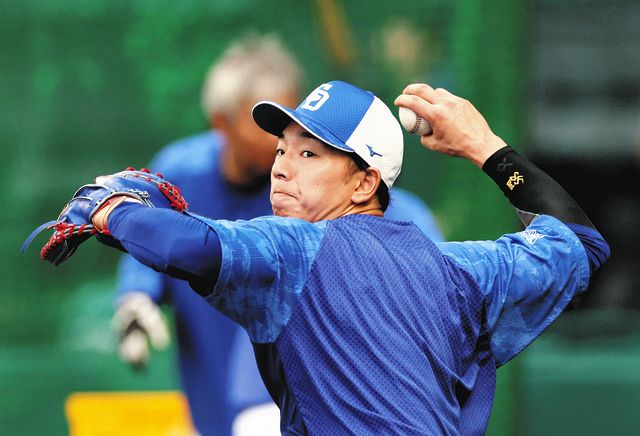 宇佐見真吾が「7番・捕手」で移籍後初スタメン 先発・松葉貴大は今季初