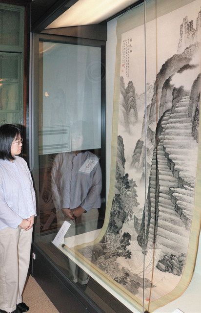 【幸】【真作】福井の南画家　内海吉堂　水墨山水図　共箱　中国画　中国山水　9　Ｓ622