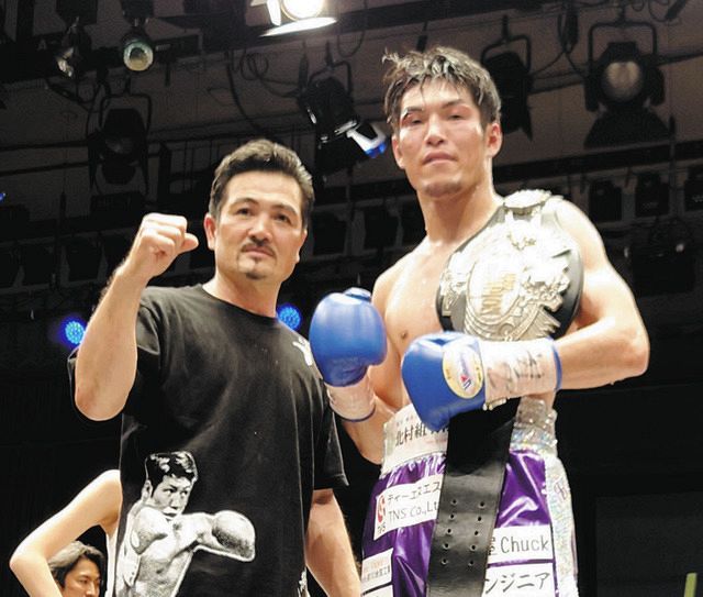 ボクシング】21年ぶりに沖縄にベルト…仲里周磨がKOで日本ライト級新