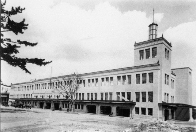 開業当時の重厚感そのまま、伊勢神宮や天皇参拝の歴史とともに 近鉄