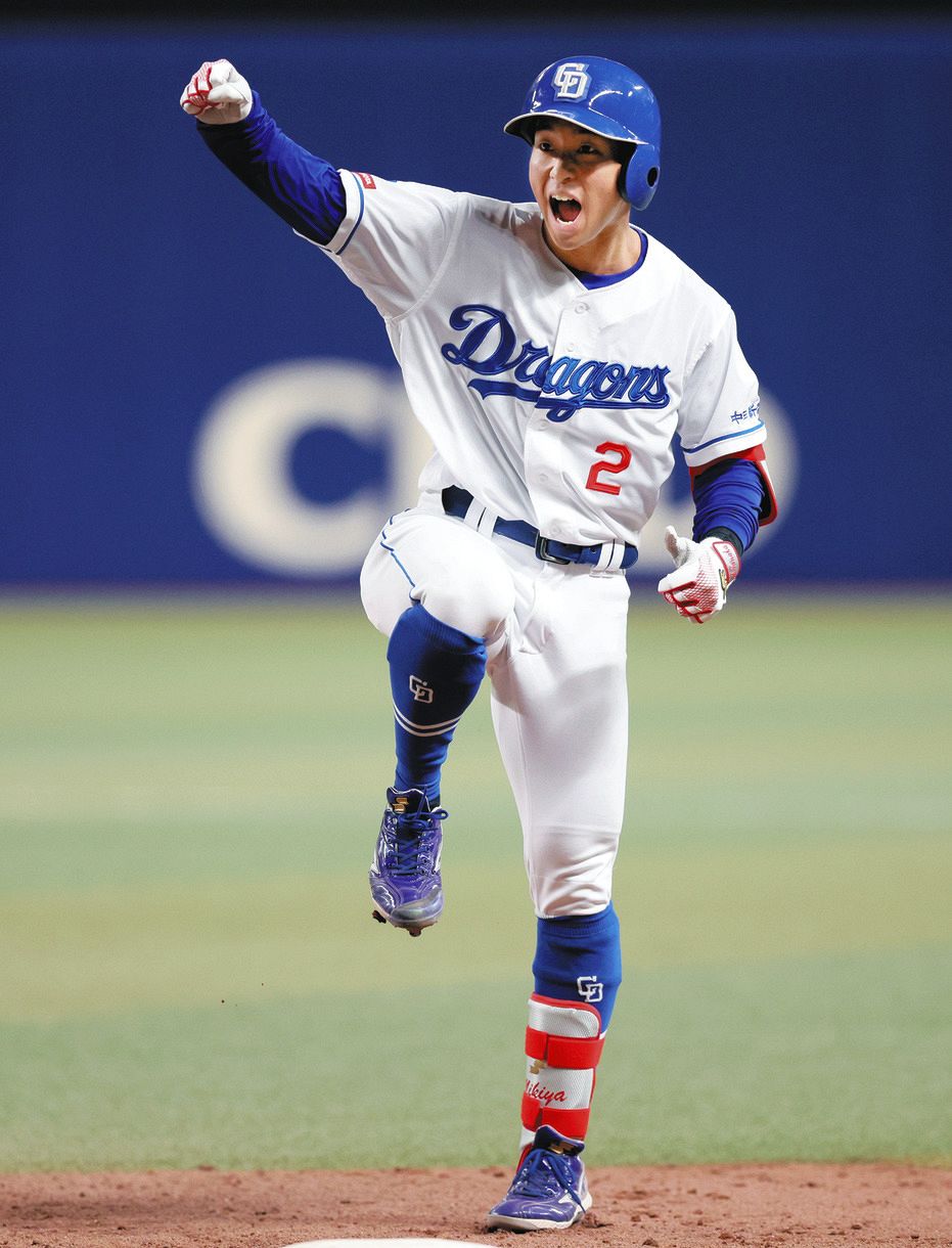 中日・田中幹也は叫んだ「絶対に何とかしたかった」 劇的サヨナラ勝ち呼び込む同点打、本拠地ファンに恩返し誓う：中日スポーツ・東京中日スポーツ