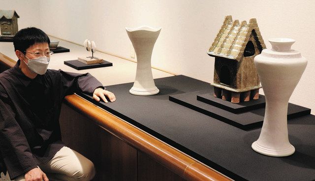 灰釉の色合い楽しんで」 陶芸家・中野さん 大和香林坊で個展：北陸中日