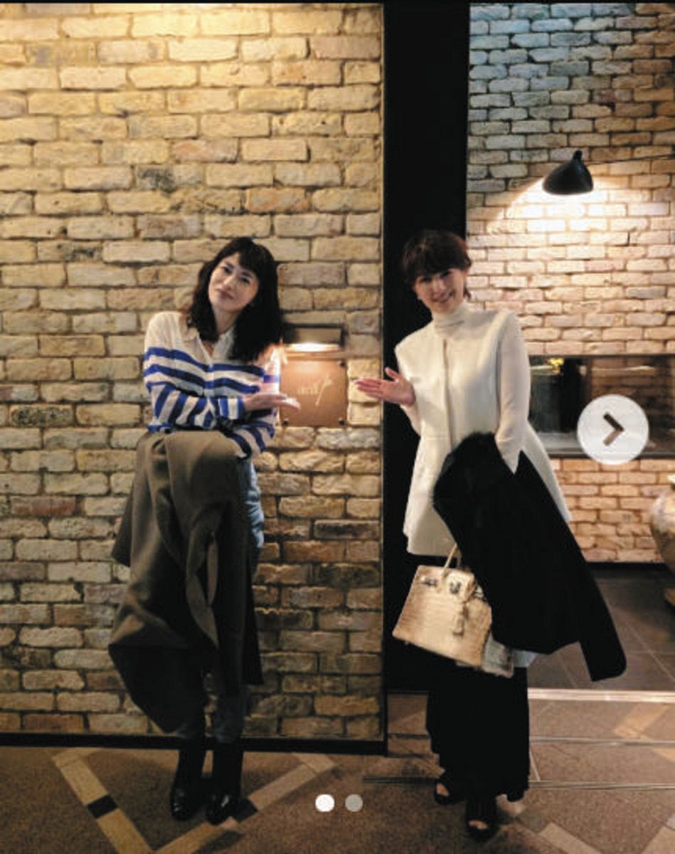 ◇吉瀬美智子、「ママ友」女優とのツーショット【写真】：中日スポーツ