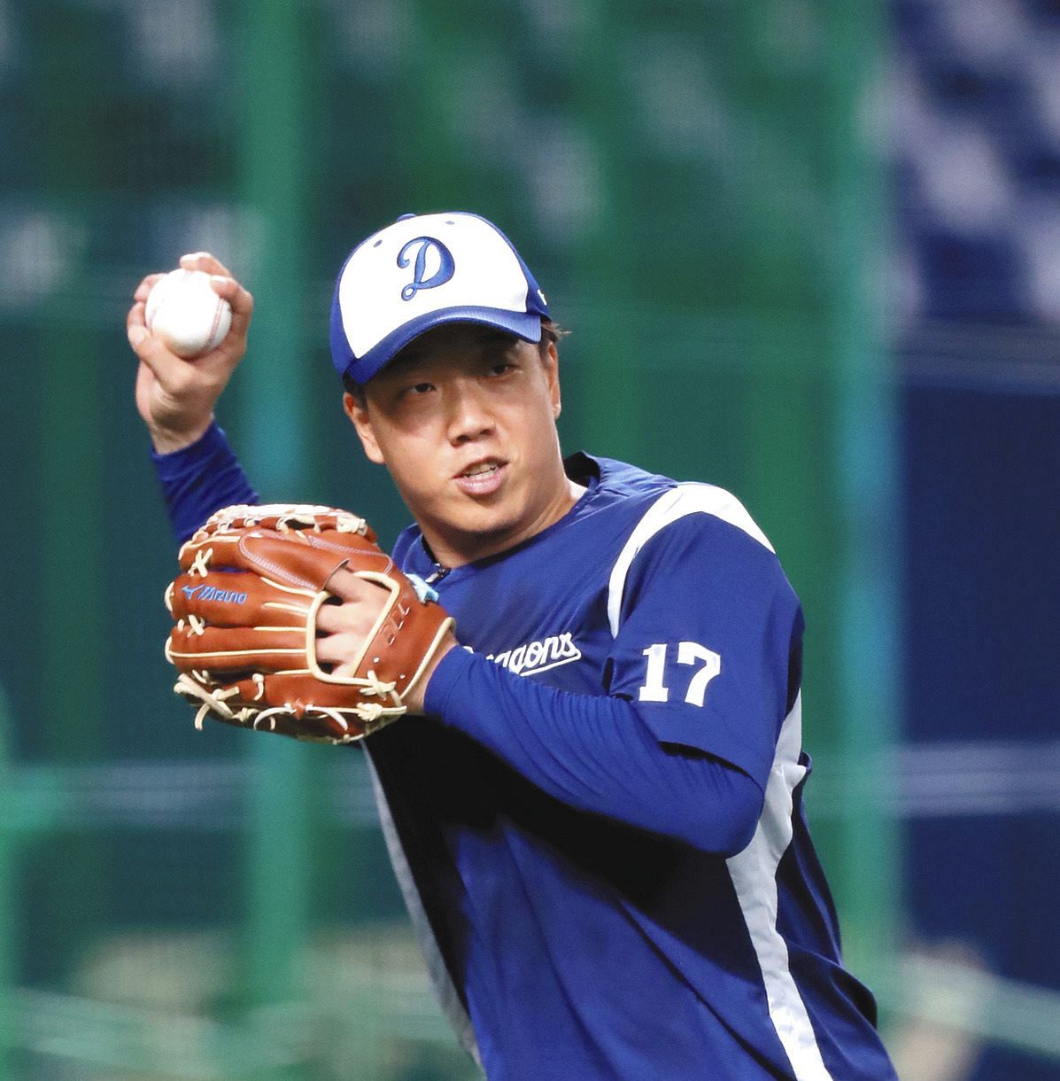 2桁勝利に満足しない 最優秀選手賞の柳裕也 残り3試合で夢の投手4冠へ 勝ちたい気持ち ドラゴンズクラウン賞 中日スポーツ 東京中日スポーツ