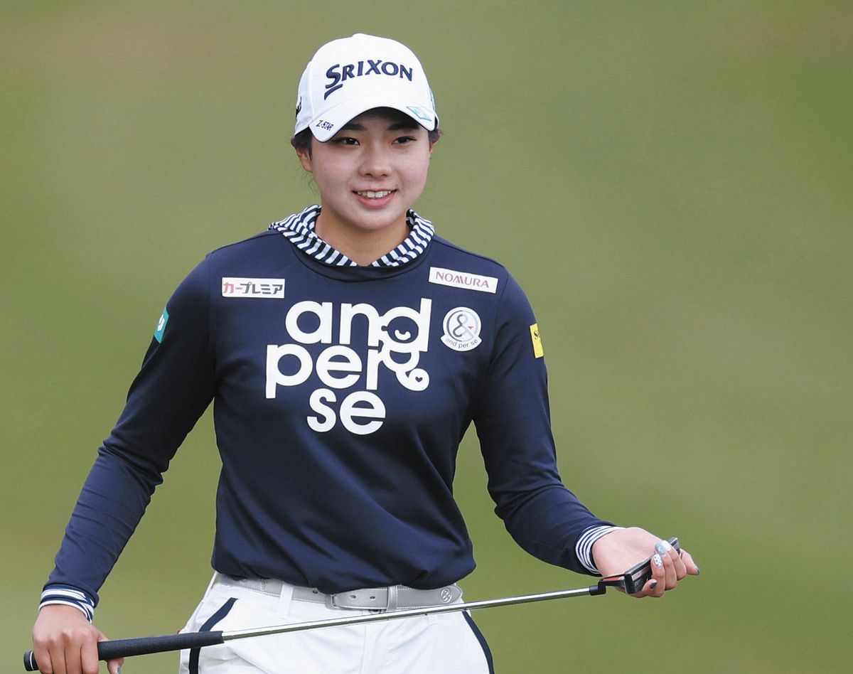 菅楓華選手直筆サイン入り住友バイタリティレディースキャップ 女子ゴルフ 菅楓華、髪下ろしたリラックスショットに反響「誰かと思っ