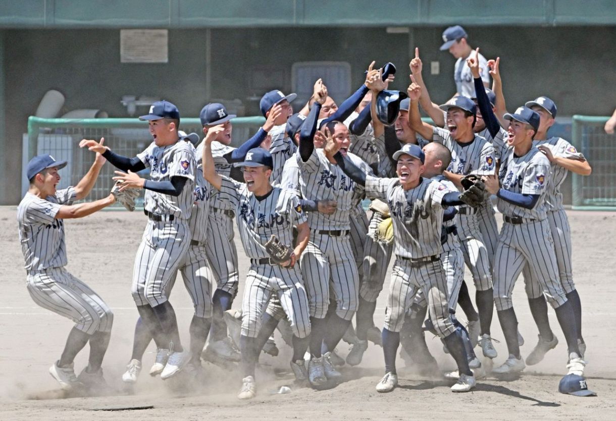敦賀気比高校.第97回全国高校野球選手権大会出場記念一式 秋季リーグ戦メンバー紹介〜投手①〜】 秋季リーグ戦も残す