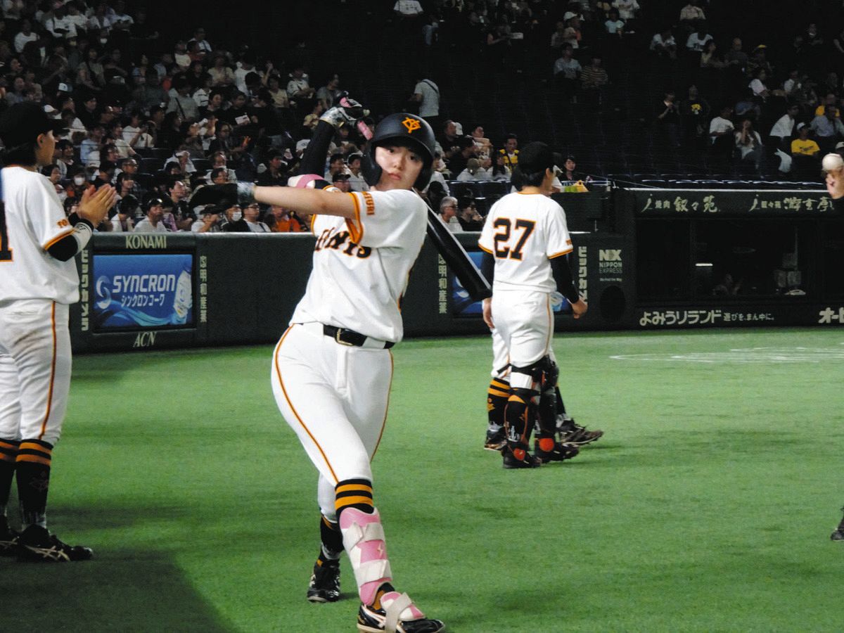 女子野球交流戦】米スタンフォード大・佐々木麟太郎の妹・秋羽が途中 
