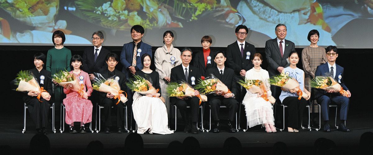 吉沢亮が「国宝」「ババンババンバンバンパイア」で最優秀男優賞
