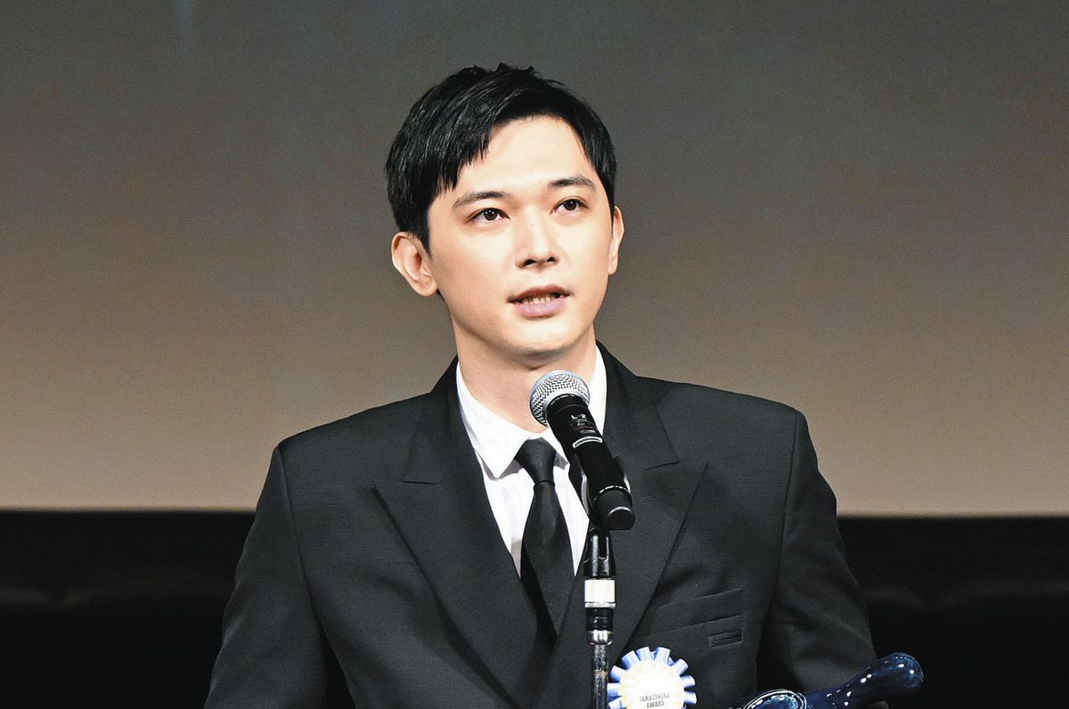 吉沢亮が「国宝」「ババンババンバンバンパイア」で最優秀男優賞