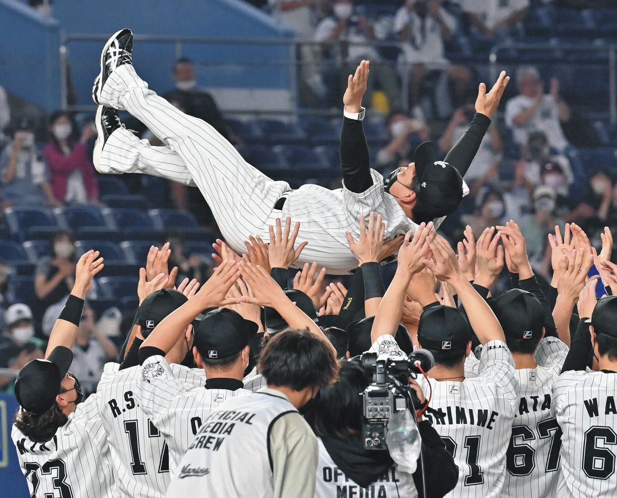 退任表明のロッテ・井口資仁監督「決断は試合直前」 河合オーナー代行