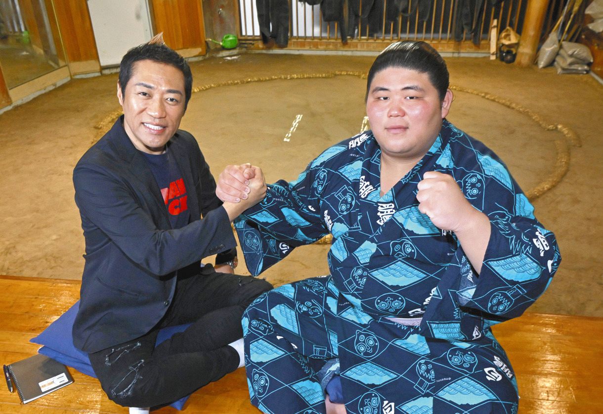 師匠・白鵬によく似ている…19歳“令和の怪物”落合改め「伯桜鵬」素顔にはなわゾッコン【相撲ヲタク対談】：中日スポーツ・東京中日スポーツ