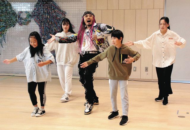 ダンスコン ドリームズ ブルーム 表彰式 入賞チーム モリさんと踊る 中日新聞web