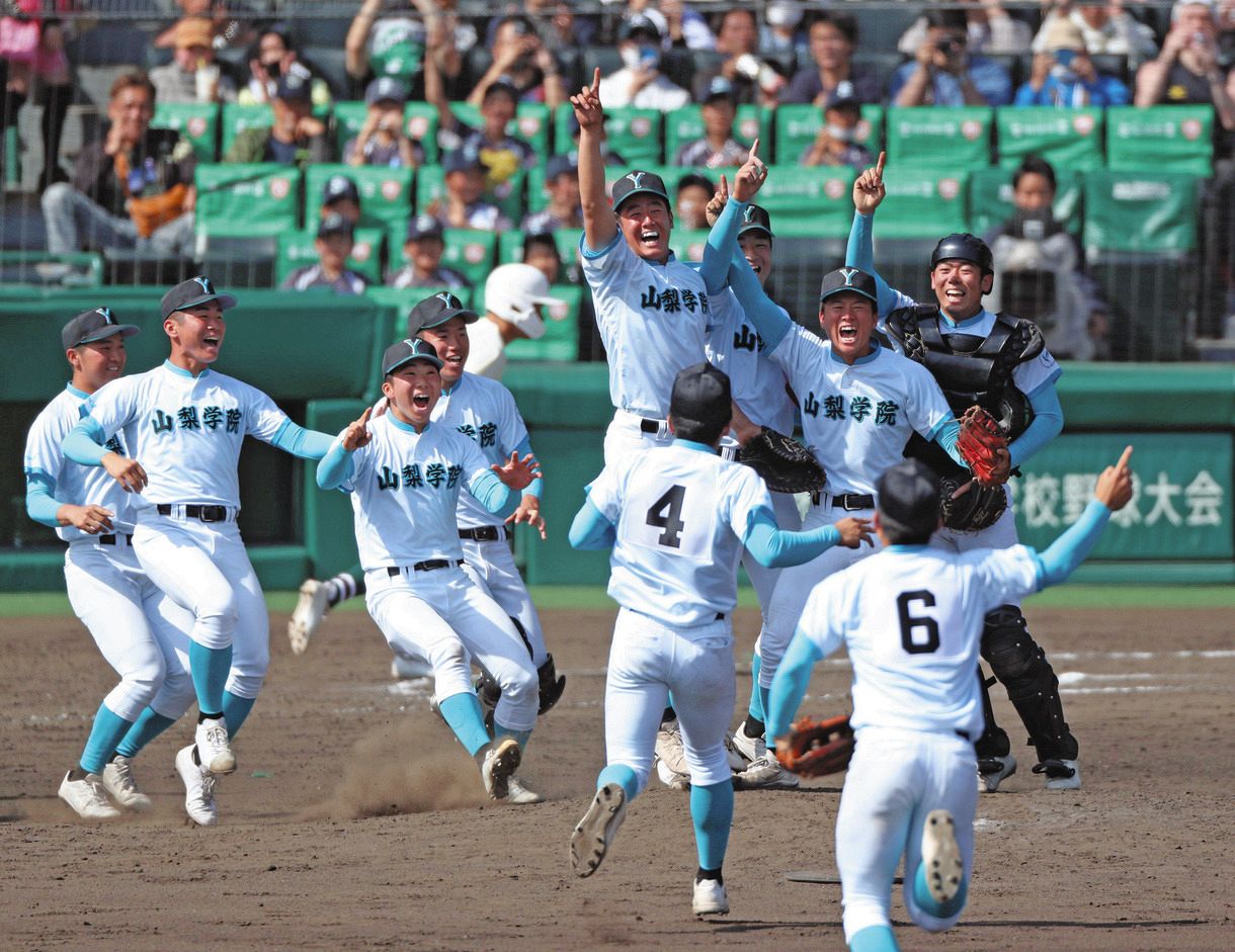 山梨学院・吉田洸二監督は県勢初Vに万感「山梨にお世話になって