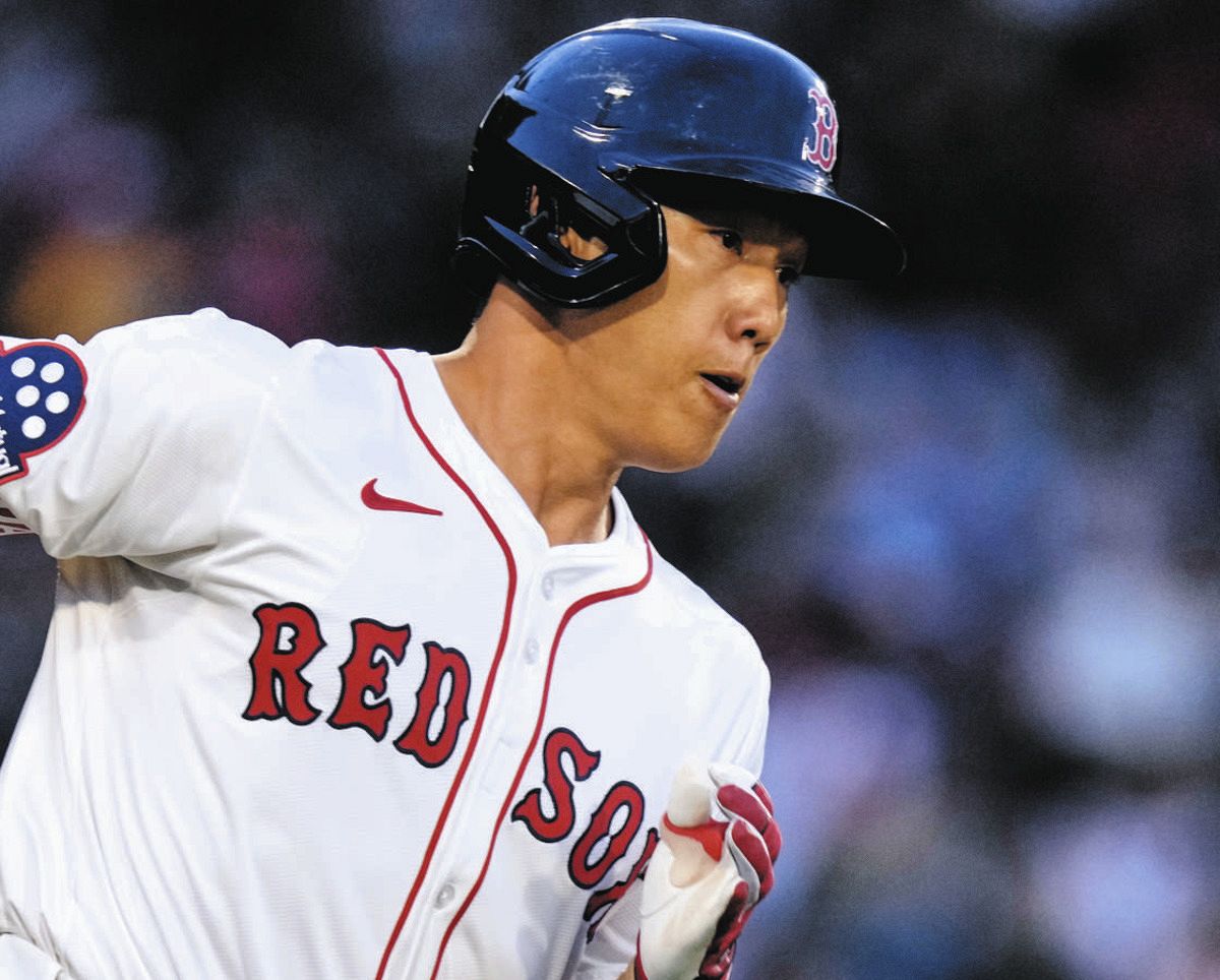 吉田正尚、3試合ぶり快音は32歳で初の長打 5点ビハインドの場面