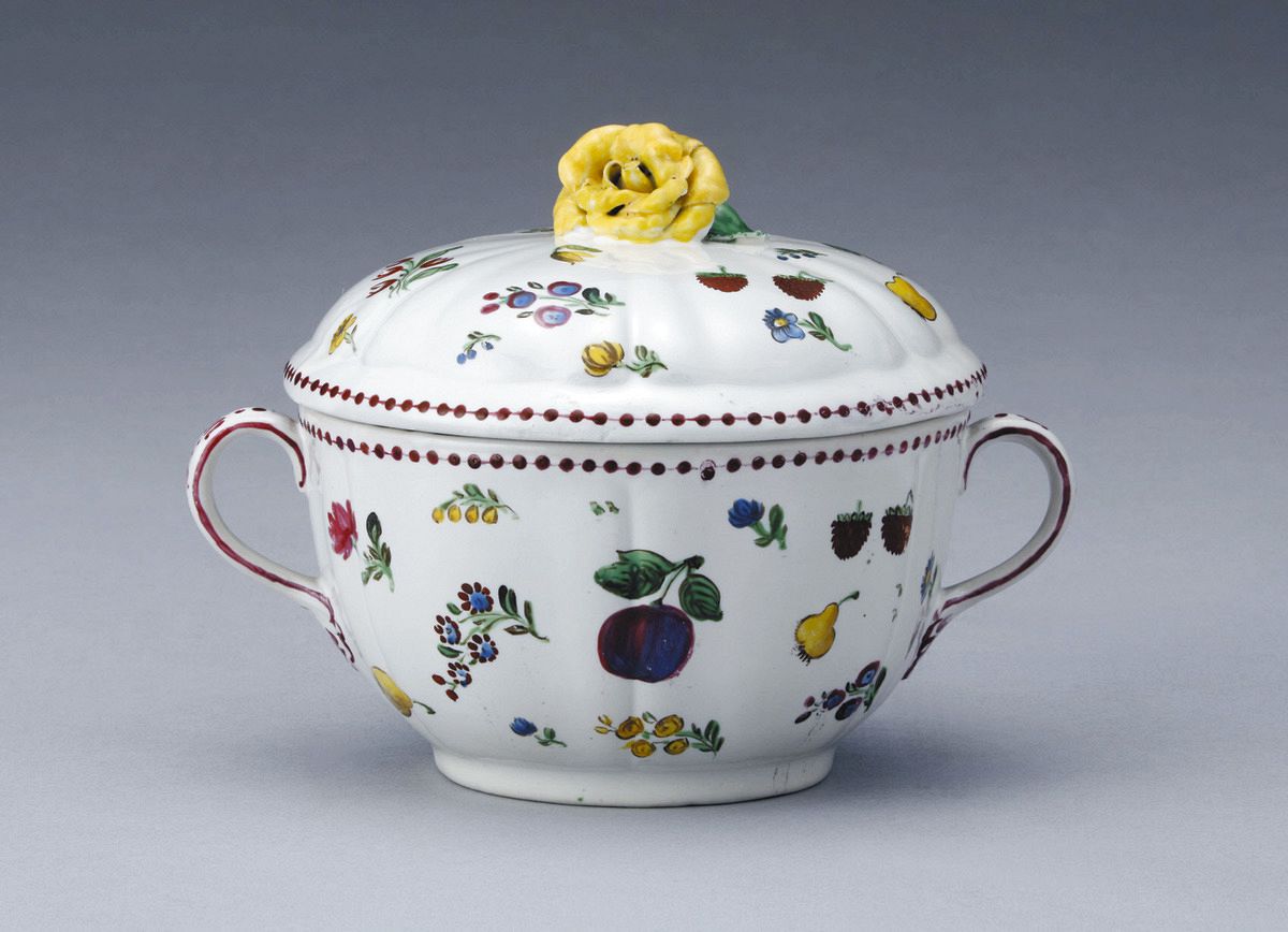 リチャードジノリ 白磁置物　天使の音楽家