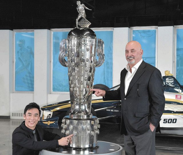 琢磨2個目“レリーフ” インディ500優勝トロフィー公開：中日