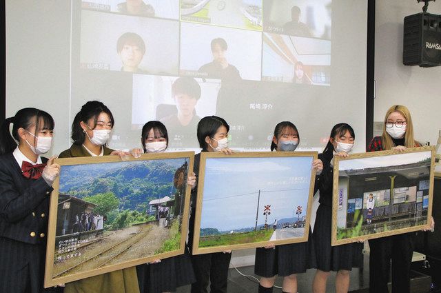 天浜線ポスターを共作 浜松学芸高生と文化芸大生 中日新聞しずおかweb