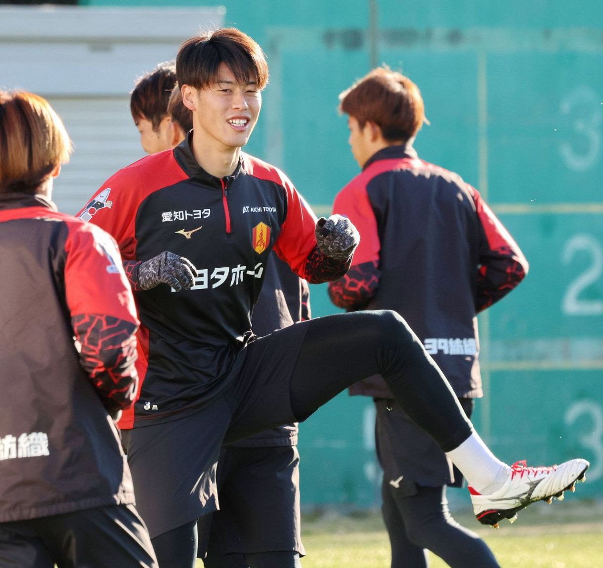 ◇名古屋グランパス 1月9日の公開練習【フォトギャラリー】：中日