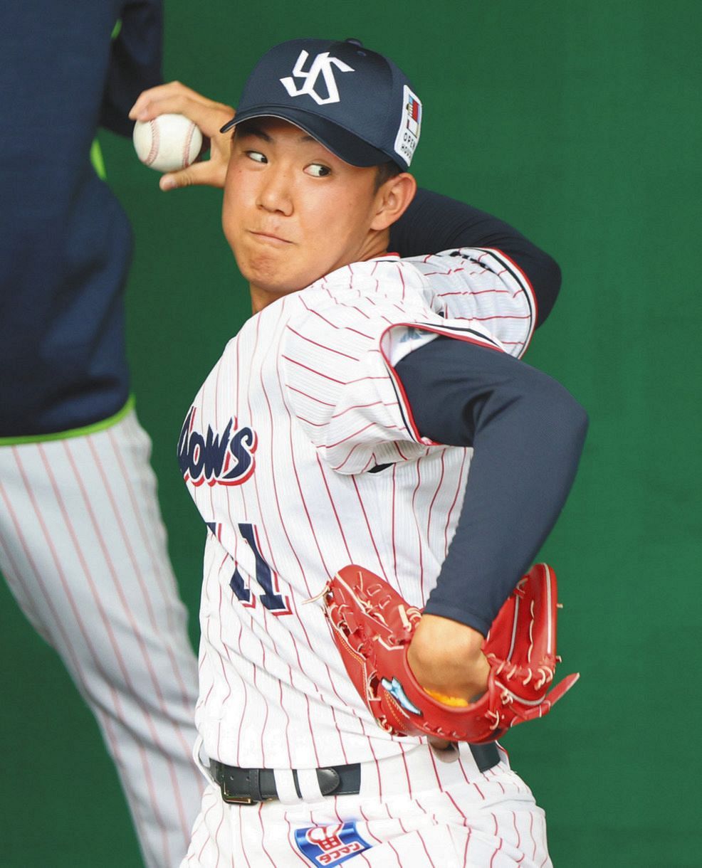 奥川のブルペンに山田が飛び入り 真剣勝負 オーラに衝撃も そういう打者を打ち取らないと 自覚 ヤクルト 中日スポーツ 東京中日スポーツ