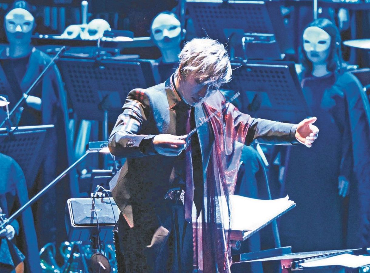 GACKT、ロックとオーケストラを融合させた「魔王シンフォニー」再演