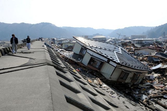 定点撮影 岩手県 宮古市 田老地区 と大槌町 中日新聞web