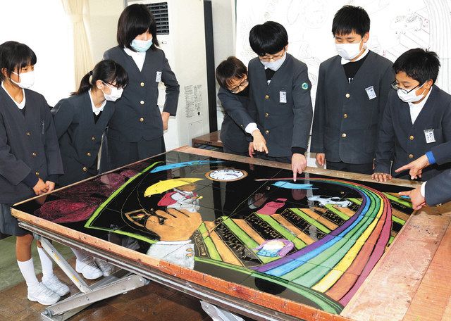 思い出詰まった 輪島塗パネル 河井小児童が卒業制作：北陸中日新聞Web