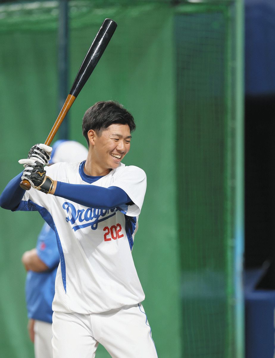 中日育成1位・中村奈一輝、本人も驚きの1軍練習参加 バンテリンドーム