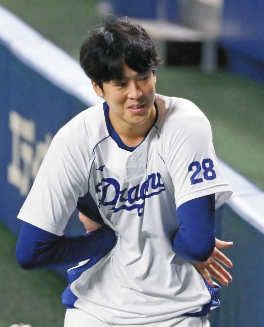 巨人戦で打球直撃の中日・梅津 右足首は問題なし、入念に肩・肘を
