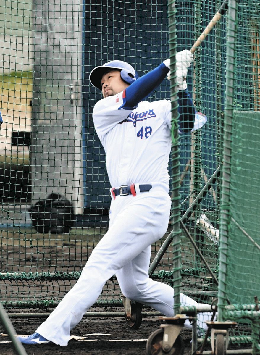 中日・阿部寿樹、「まだ、どのポジションを守るかは分からないので