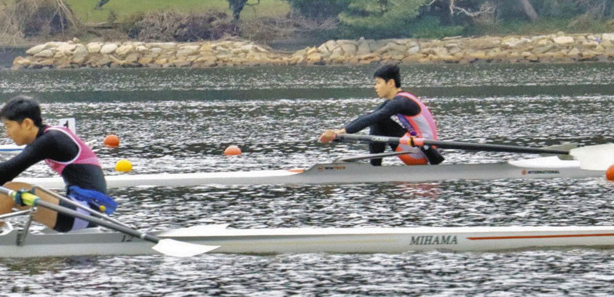 江戸川学園取手高校ボート部10年の奇跡 若者よ漕げ青春の海 漕艇 ボート ローイング 競漕 レガッタ - ノンフィクション、教養