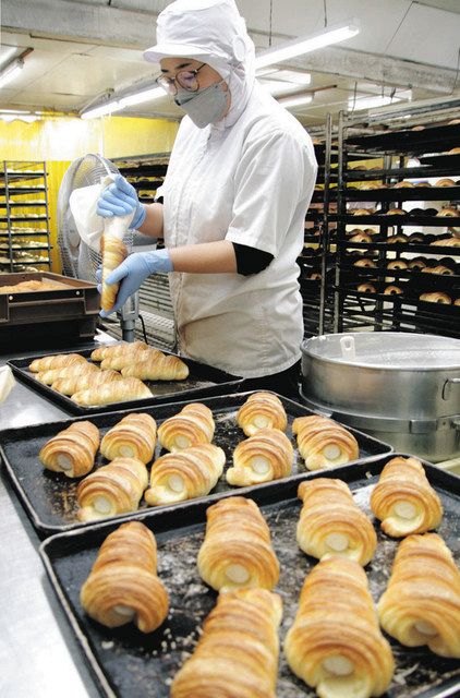 三河百菓＞（47） ヤマトパン「たけの子パン」＝豊川 ：中日新聞Web
