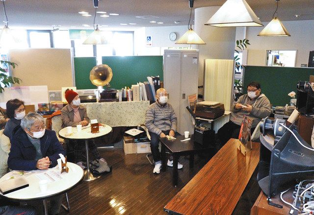 開業１０周年 交流の場に定着 亀山市文化会館内 コミュニティーカフェ ぶんぶん 中日新聞web