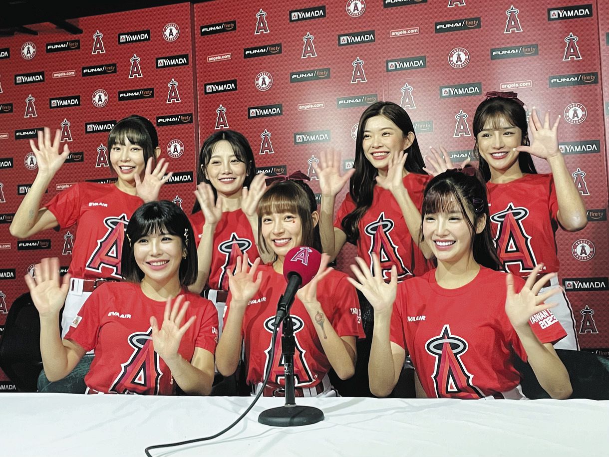 写真】楽天モンキーズの人気チア「楽天ガールズ」7人：中日スポーツ 