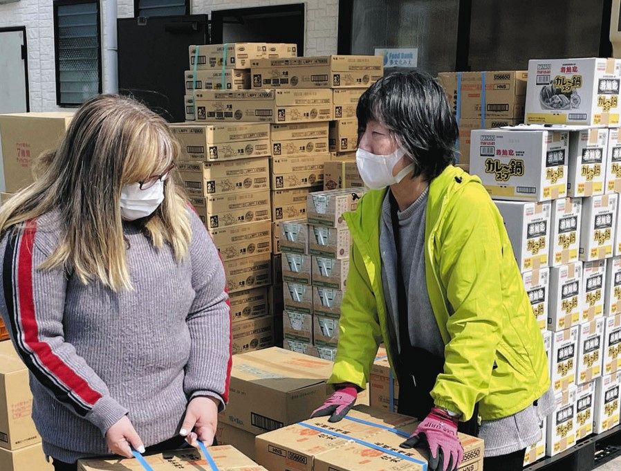 コロナ禍「困窮外国人が増加」　津の団体、人助け遺志継ぐフードバンク：中日新聞Web