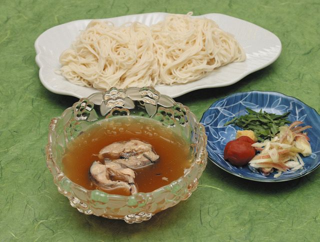▼調理時間10分、エネルギー424kcal、タンパク質23.4g、脂質9.5g、炭水化物58.6g、塩分2.3g、カルシウム260㎎