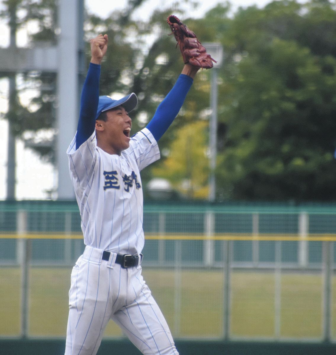 至学館、東海大会出場決める 1年生エース・尾崎陽真が96球完封