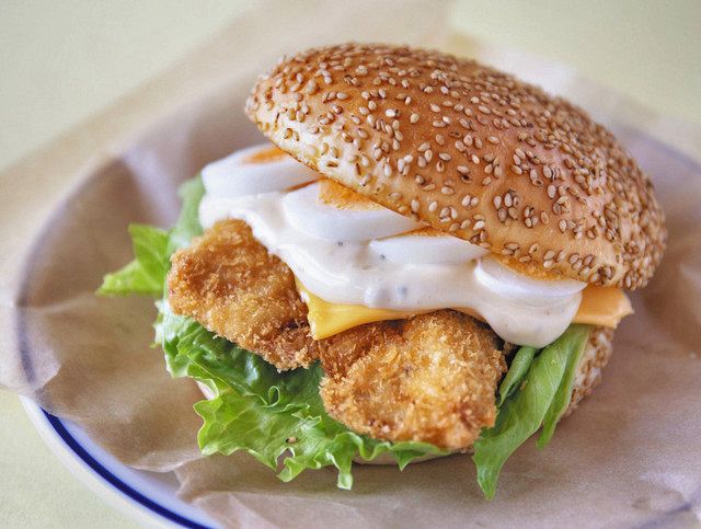 高浜の食テラスで味わって UMIKARA 29日から本格営業 ：日刊