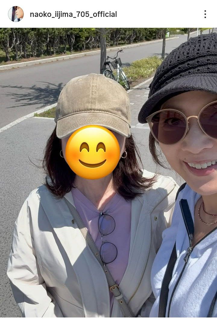 実際の投稿】飯島直子、すっぴんメガネ姿で姉妹”珍道中”報告：中日