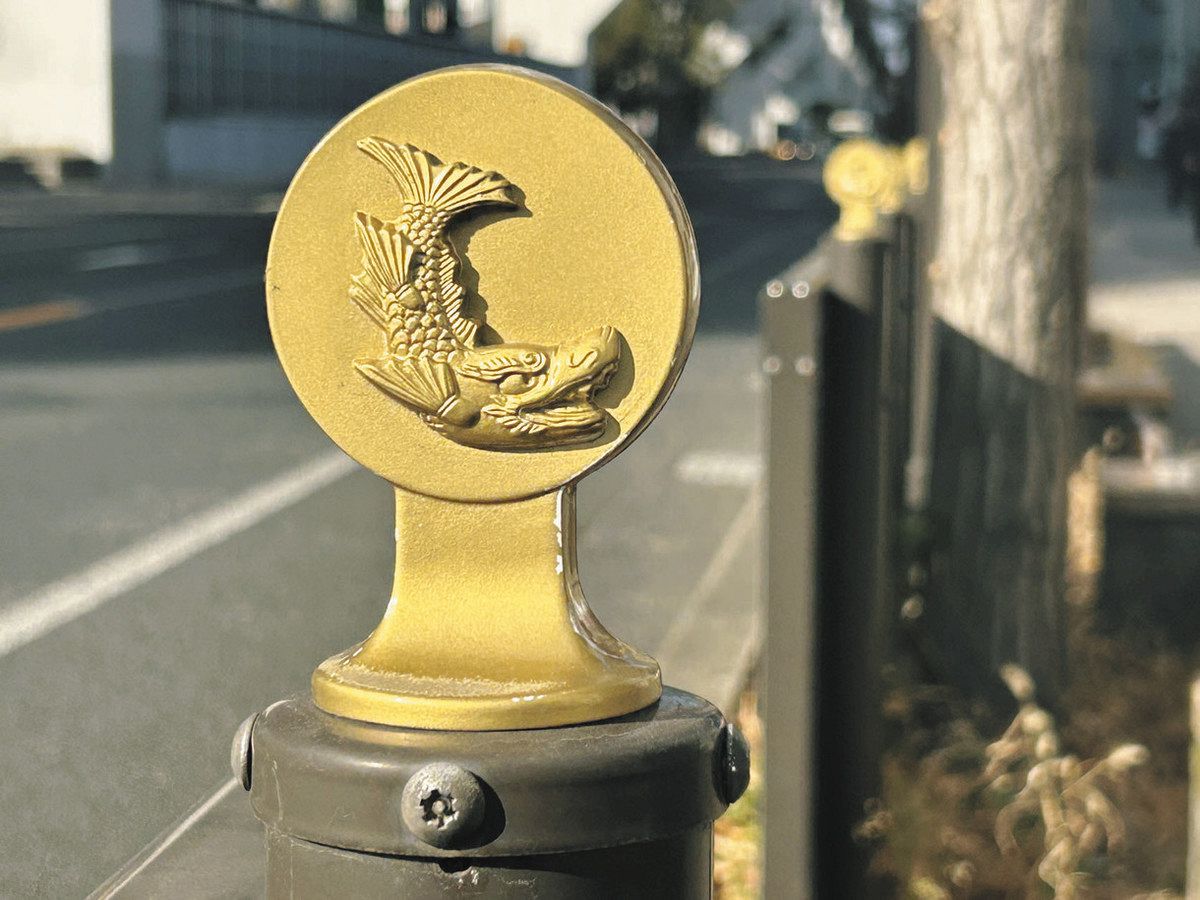 けいちゃん様金鯱6頭、金鯱5頭、弁慶柱5頭、弁慶柱3頭、弁慶柱1頭 マックのポテトが金シャチに見えてきた… 一日一鯱、3000体を紹介