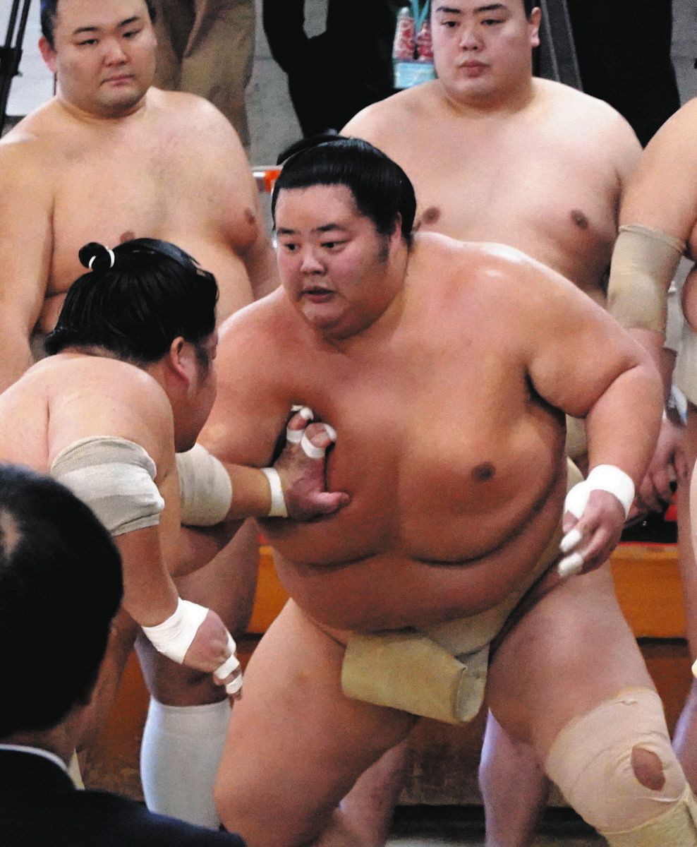 大関とり挑戦の琴ノ若、関取衆で最多9連勝 「辛抱」4度繰り返す 八角理事長も評価「元気だね」【大相撲横審稽古総見】：中日スポーツ・東京中日スポーツ