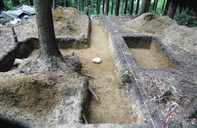 高尾城跡に 中世の渡来銭 金沢 築造時期を示す初の出土品：北陸