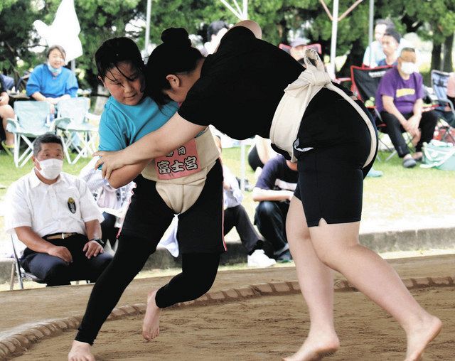女子小学生相撲 女の子にも日本一のチャンスを 国技館での小学生わんぱく相撲 ...