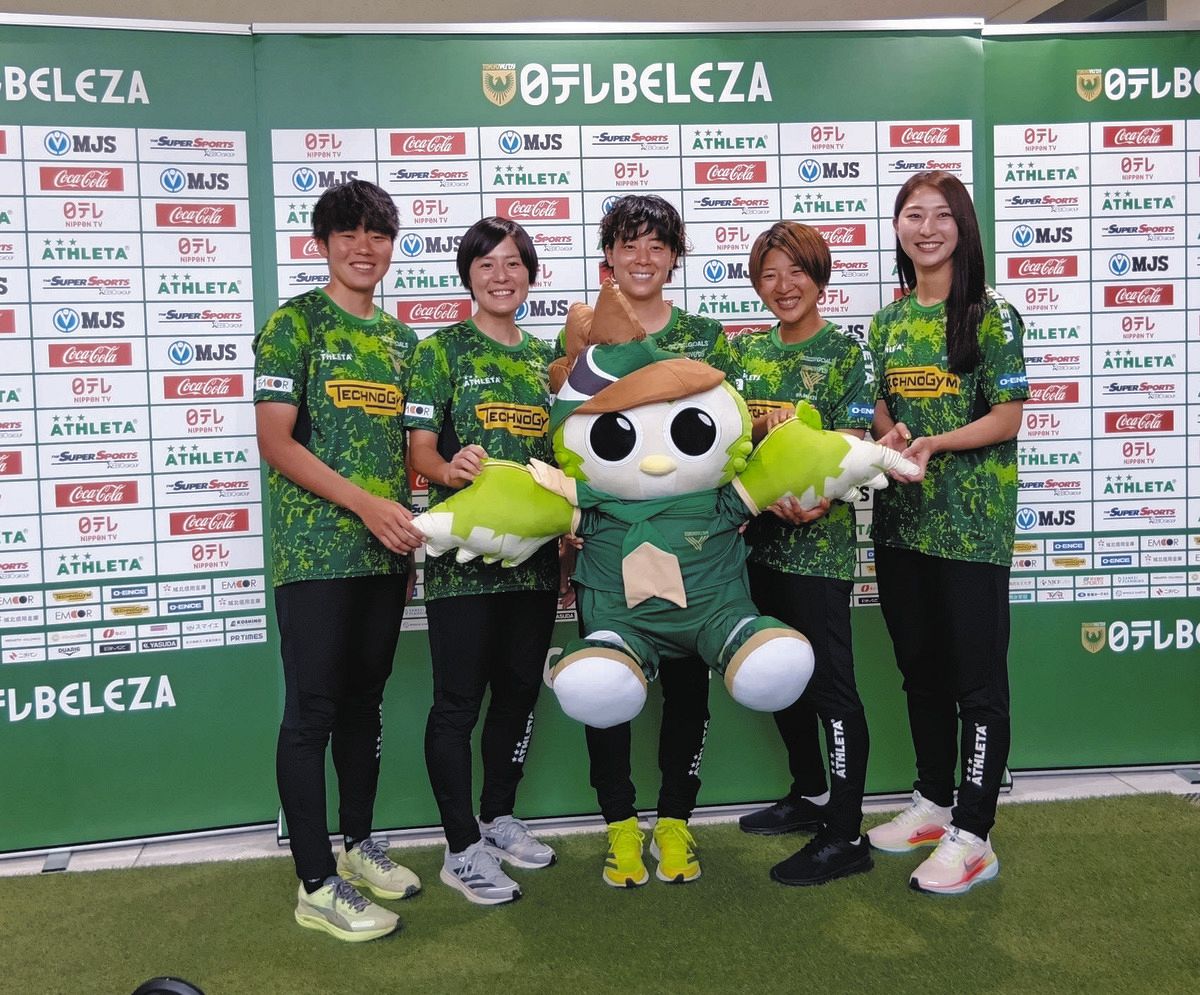 塩越柚歩「強い覚悟をピッチで表現」浦和からベレーザ、ライバル
