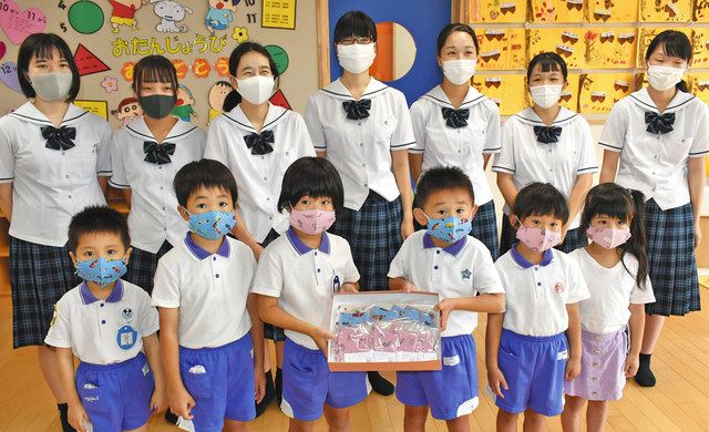 高校生の優しさ 園児包む 高岡龍谷高家庭部 マスク贈る:北陸中日新聞Web 高校生の優しさ 園児包む 高岡龍谷高家庭部 マスク贈る:北陸中日新聞Web