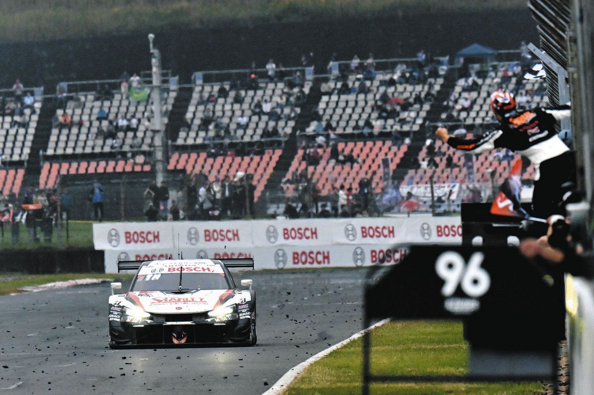 スーパーGT第7戦GT500】クニミツの山本尚貴／牧野任祐組が大逆転